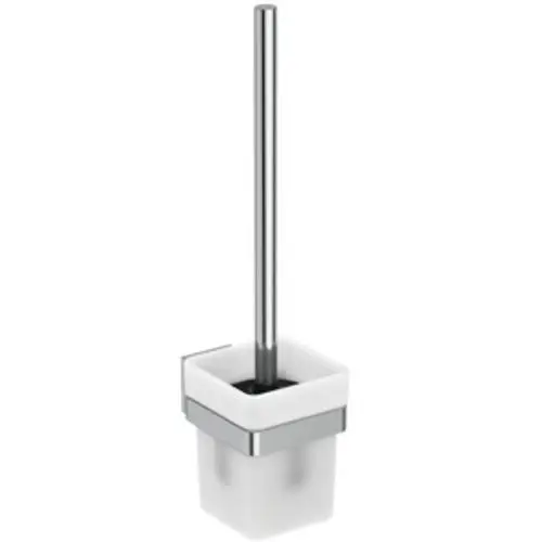 Bürstengarnitur von Ideal Standard mit einem Glasbehälter und einem langen, metallenen Griff. Der Behälter hat eine quadratische Form und steht stabil auf einer Fläche.